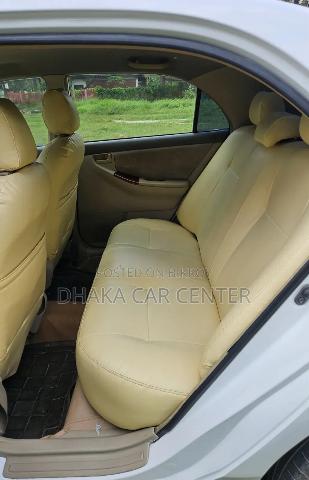 Toyota Corolla Sedan 2005 White
