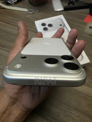 অ্যাপল আইফোন ১৭ প্রো ম্যাক্স ২৫৬ জিবি সিলভার