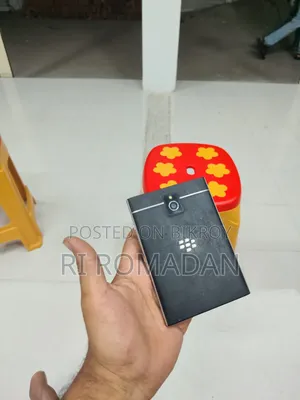 ব্ল্যাকবেরি পাসপোর্ট ৩২ জিবি কালো