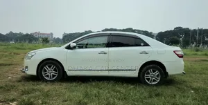 টয়োটা প্রিমিও ১.৫ এফডব্লিউডি ২০১০ পার্ল