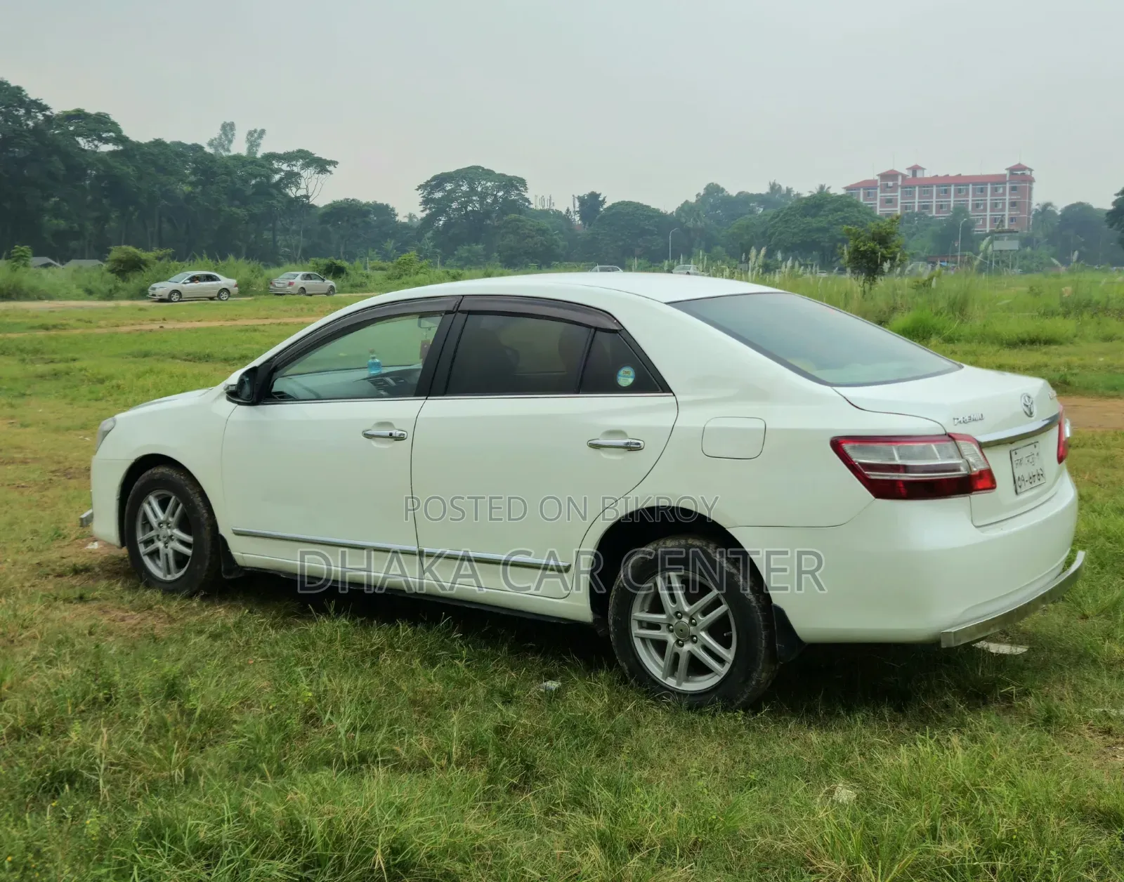 টয়োটা প্রিমিও ১.৫ এফডব্লিউডি ২০১০ পার্ল