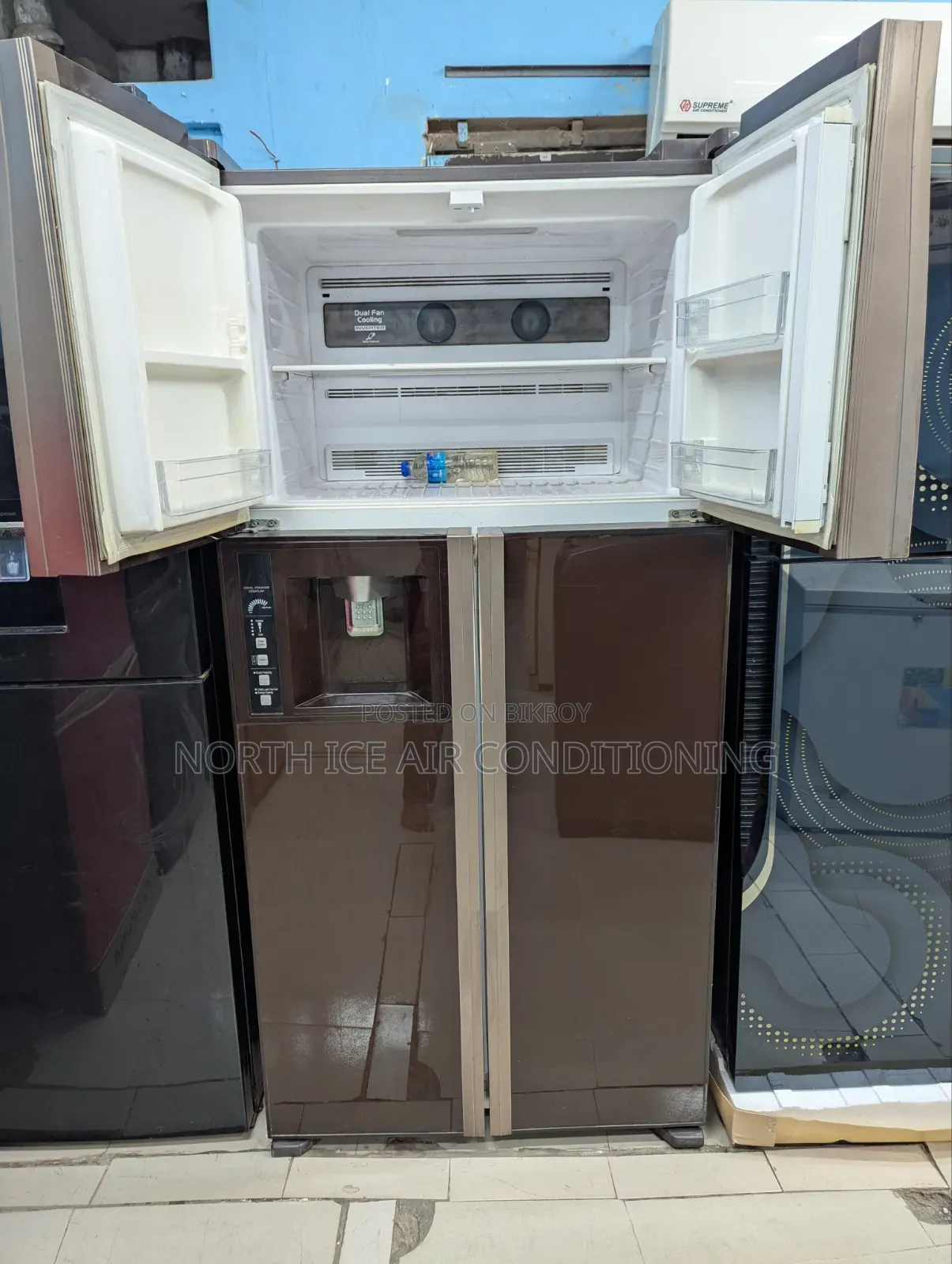 Hitachi Chocolate Color Dual Inverter 586 Ltr.