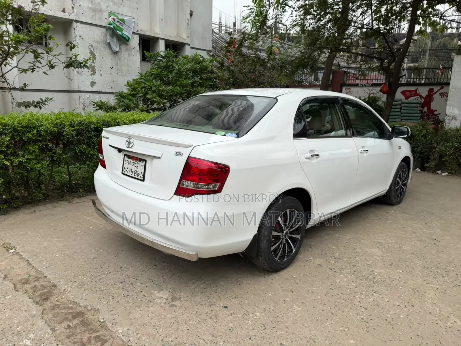 টয়টা একজিও ১.৫ জি টুডব্লিউডি ২০১২ সাদা