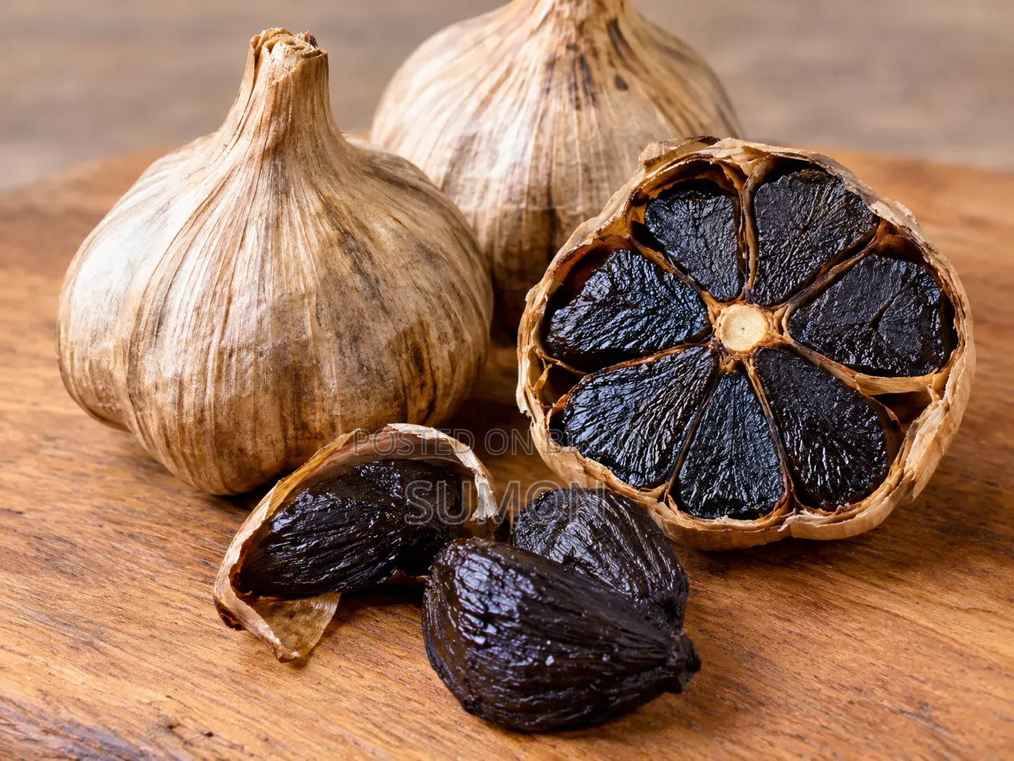 ব্ল্যাক গার্লিক সুপার ফুড