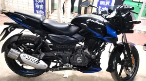 বাজাজ পালসার এনএস ১৬০ ২০২০ ব্ল্যাক