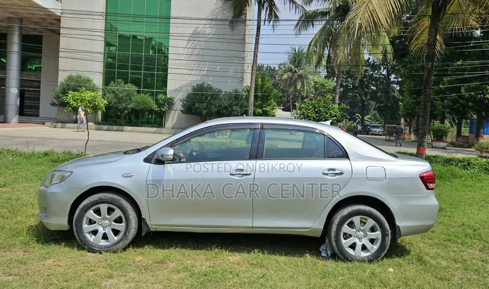 টয়োটা এক্সিও ১.৫ জি ২ডব্লিউডি ২০১১ সিলভার