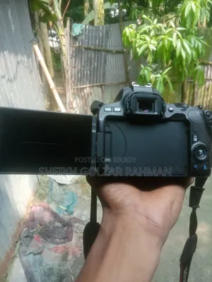 Canon 200d Camera