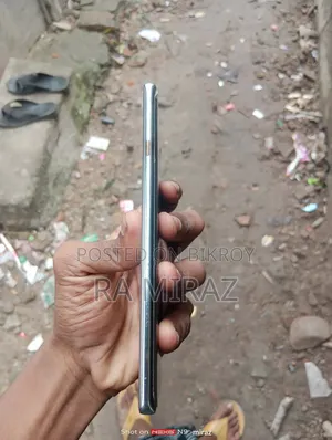 Tecno Camon 40 Pro 4G 256 GB Silver