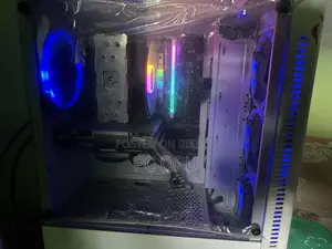 Desktop Computer 8GB AMD Ryzen 5 SSD 512GB