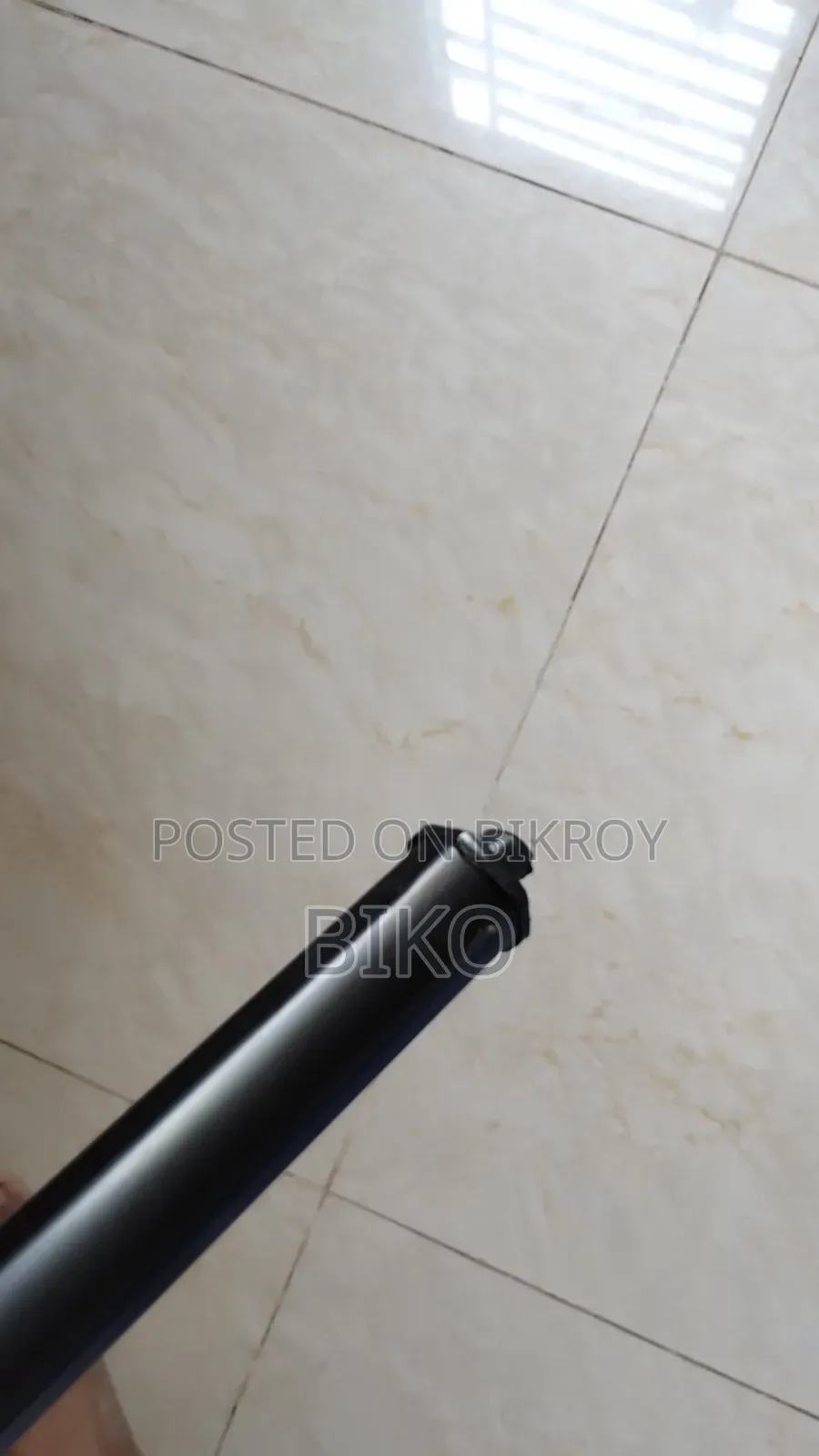 A Professional Tripod Will Be Sold