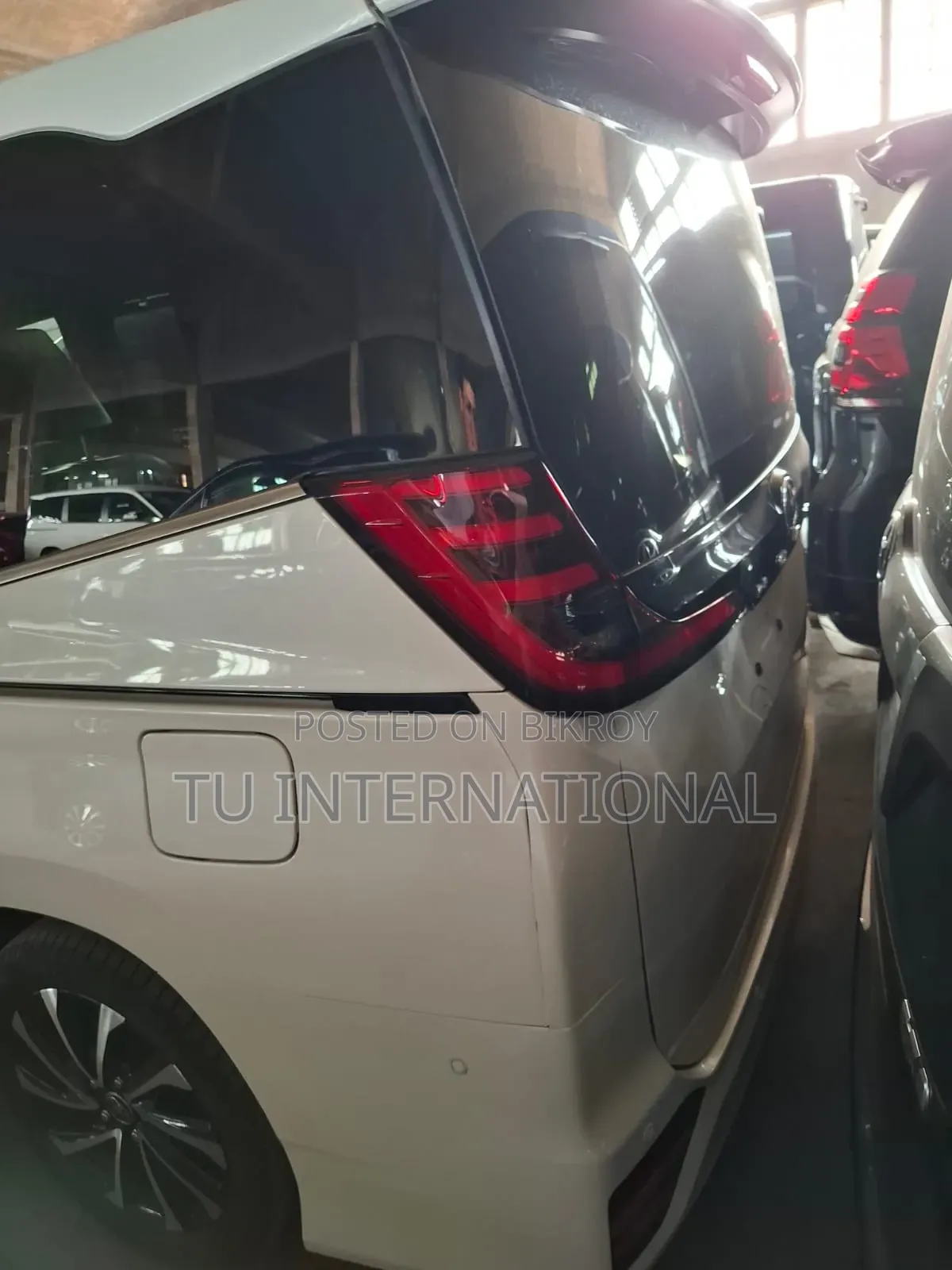 Toyota Noah 2022 Pearl