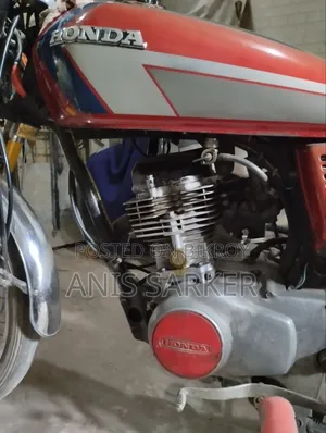 Honda 1986 Red