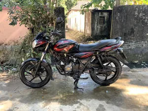 বাজাজ ডিসকভার ১৫০ ২০১৪ লাল