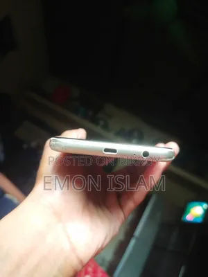 Samsung Galaxy J8 64 GB Gold