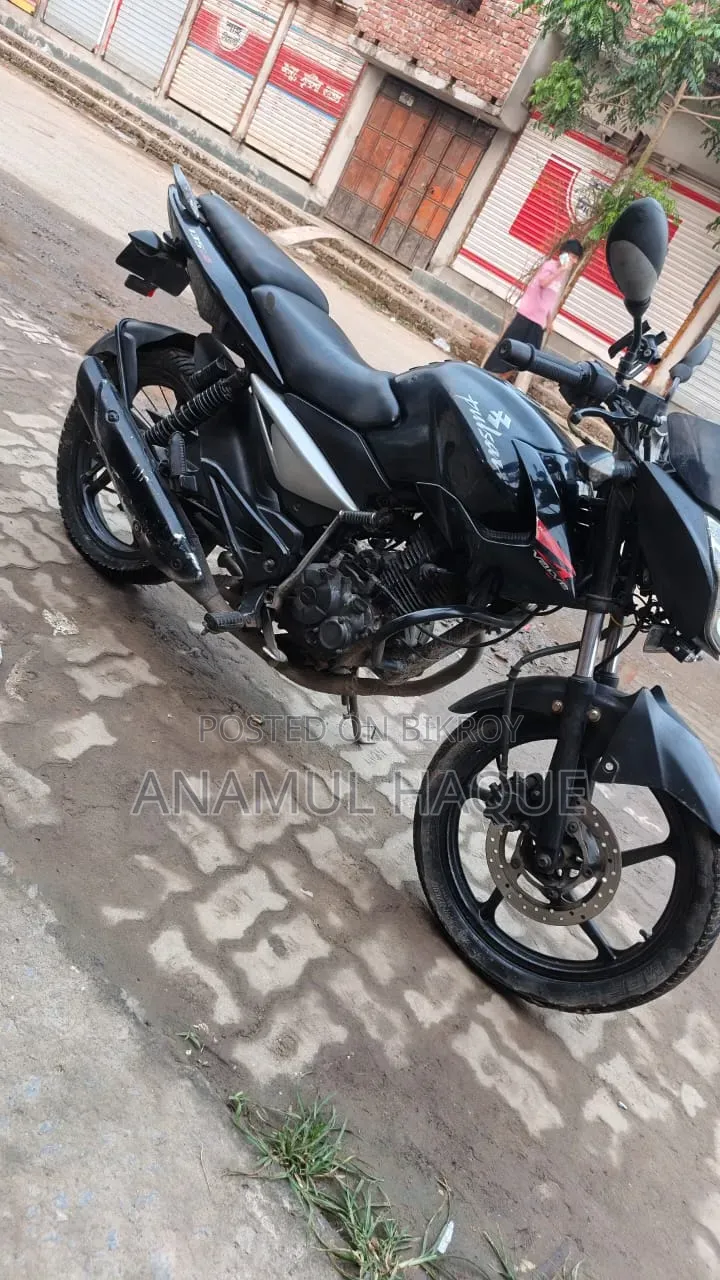 Bajaj Pulsar 135 LS 2009 Black
