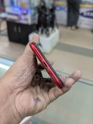 Apple iPhone XR 64 GB Red