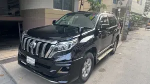 Toyota Land Cruiser Prado 2011 Black