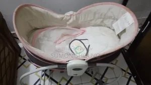 Mastela 5 in 1 Rocker & Bassinet for Sale (Good Condition)