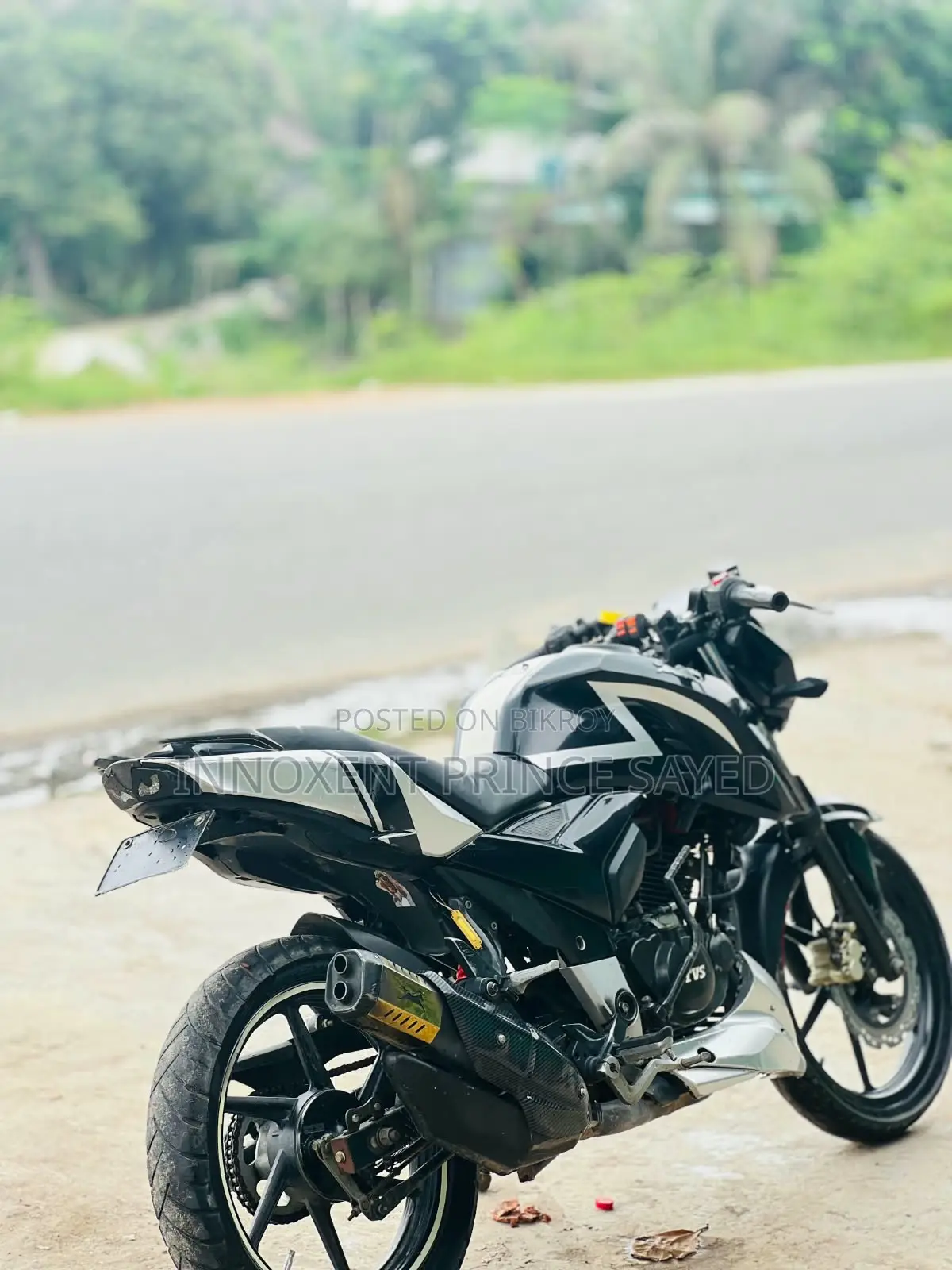 TVS Apache RTR 160 4V 2021 Black