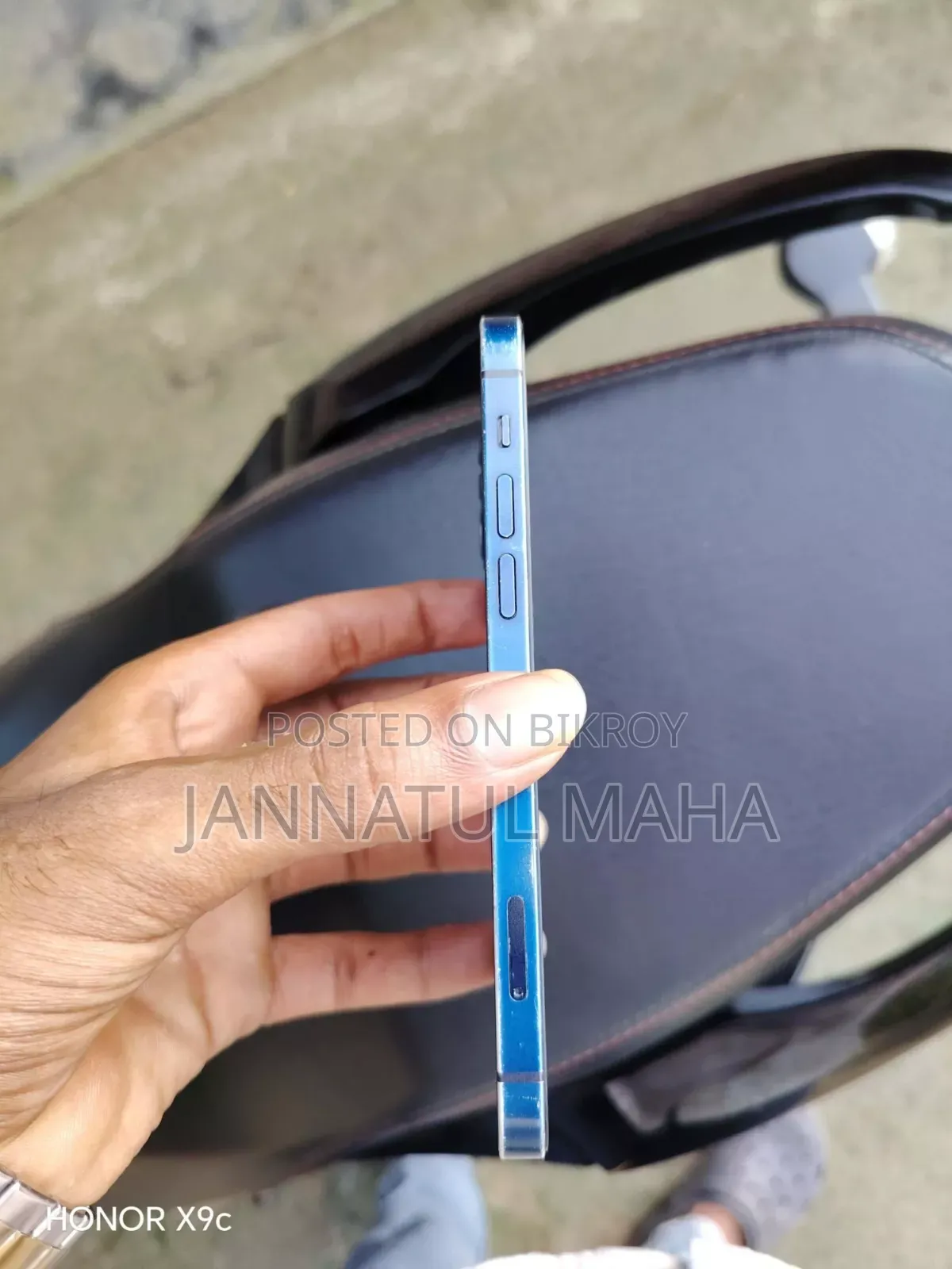 অ্যাপল আইফোন ১২ ১২৮ জিবি ব্ল্যাক