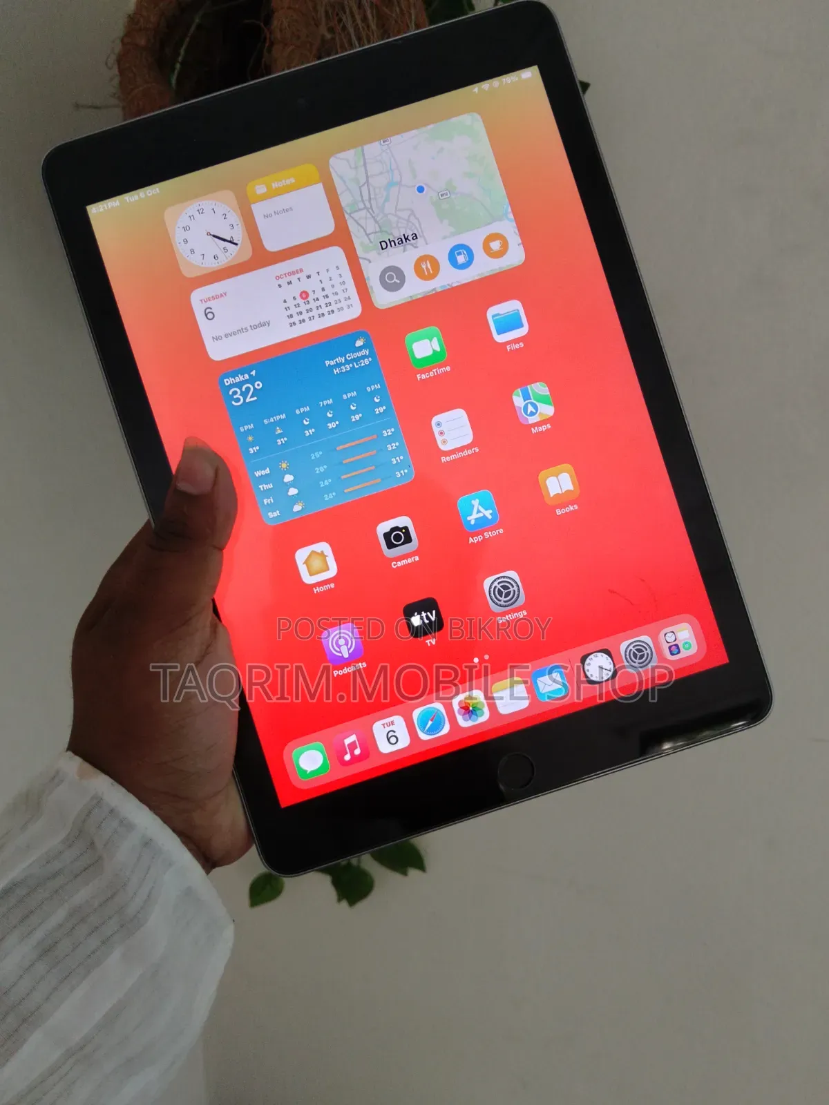 Apple iPad Wi-Fi 128 GB Gray