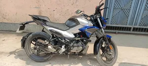 Hero Xtreme 125R 2025 Silver