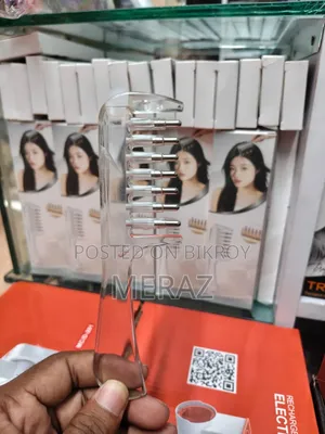 ম্যাসেজ কম্ব / হেয়ার অয়েল অ্যাপ্লিকেটর কম্ব
