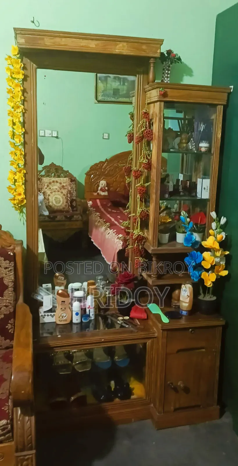 Wooden Dressing Table