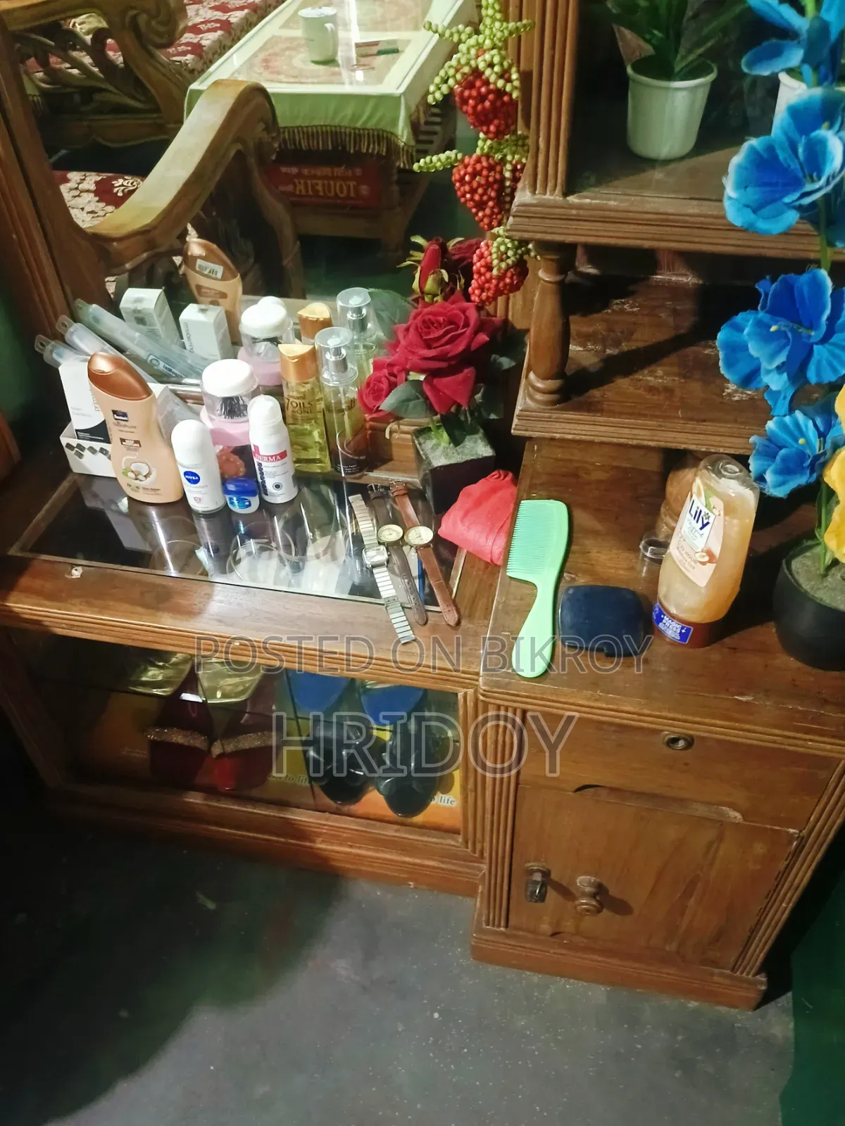 Wooden Dressing Table