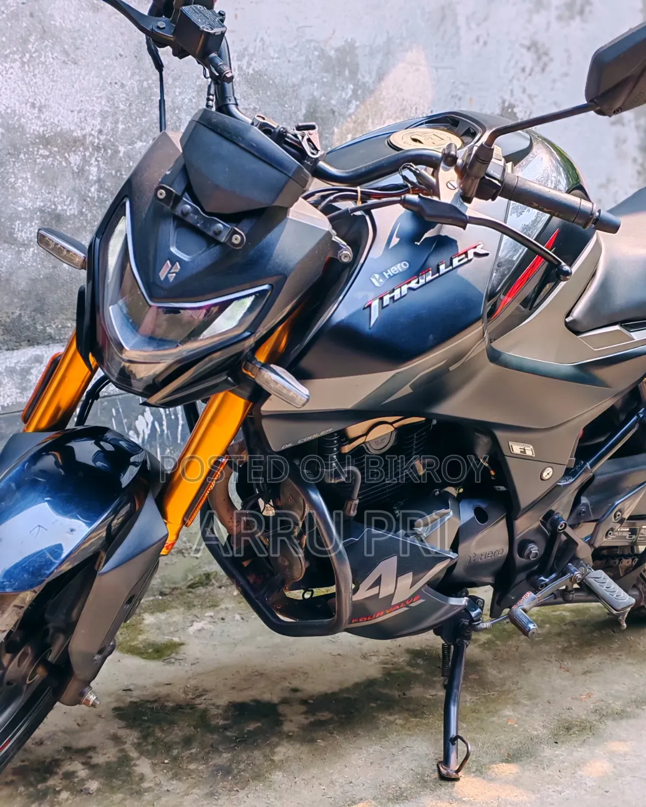 Hero Thriller 160R 4V 2024 Black