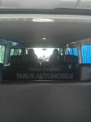 Toyota HiAce 2013 White