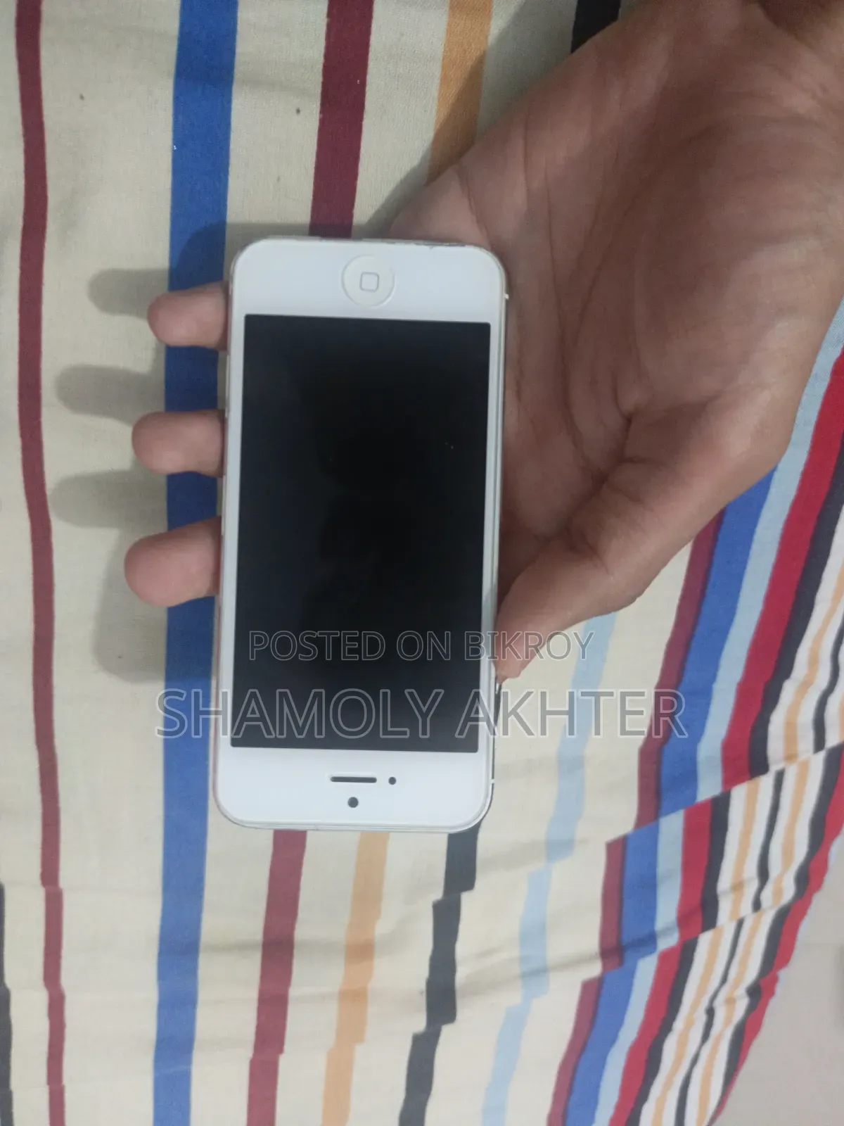 অ্যাপল আইফোন ৫এস ৬৪ জিবি গোল্ড