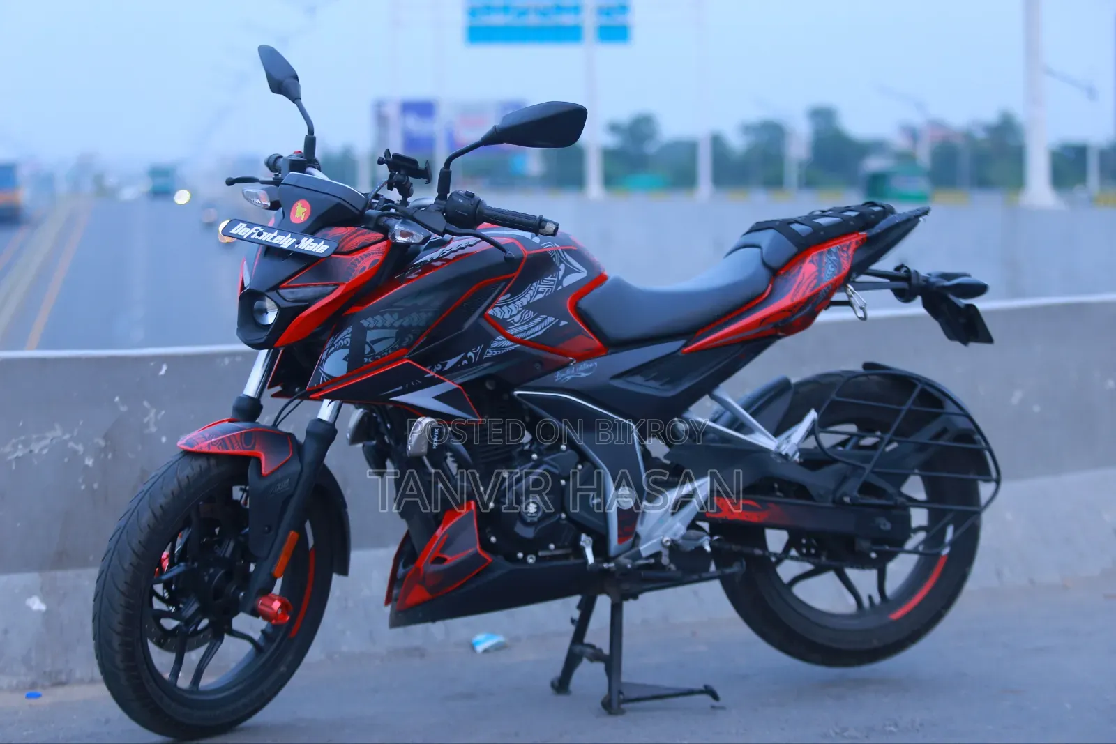 বাজাজ পালসার এন১৬০ ২০২৪ রেড