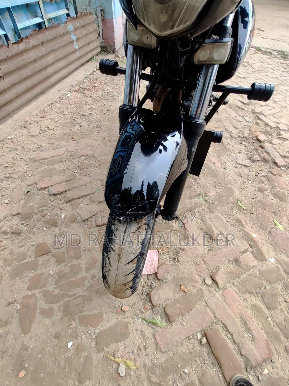 সুজুকি গিক্সার ২০১৮ কালো