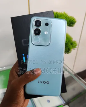 Vivo iQOO Z10x 128 GB Blue