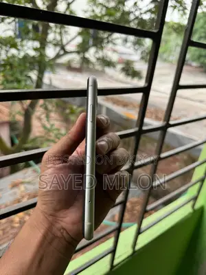 Apple iPhone 11 128 GB White