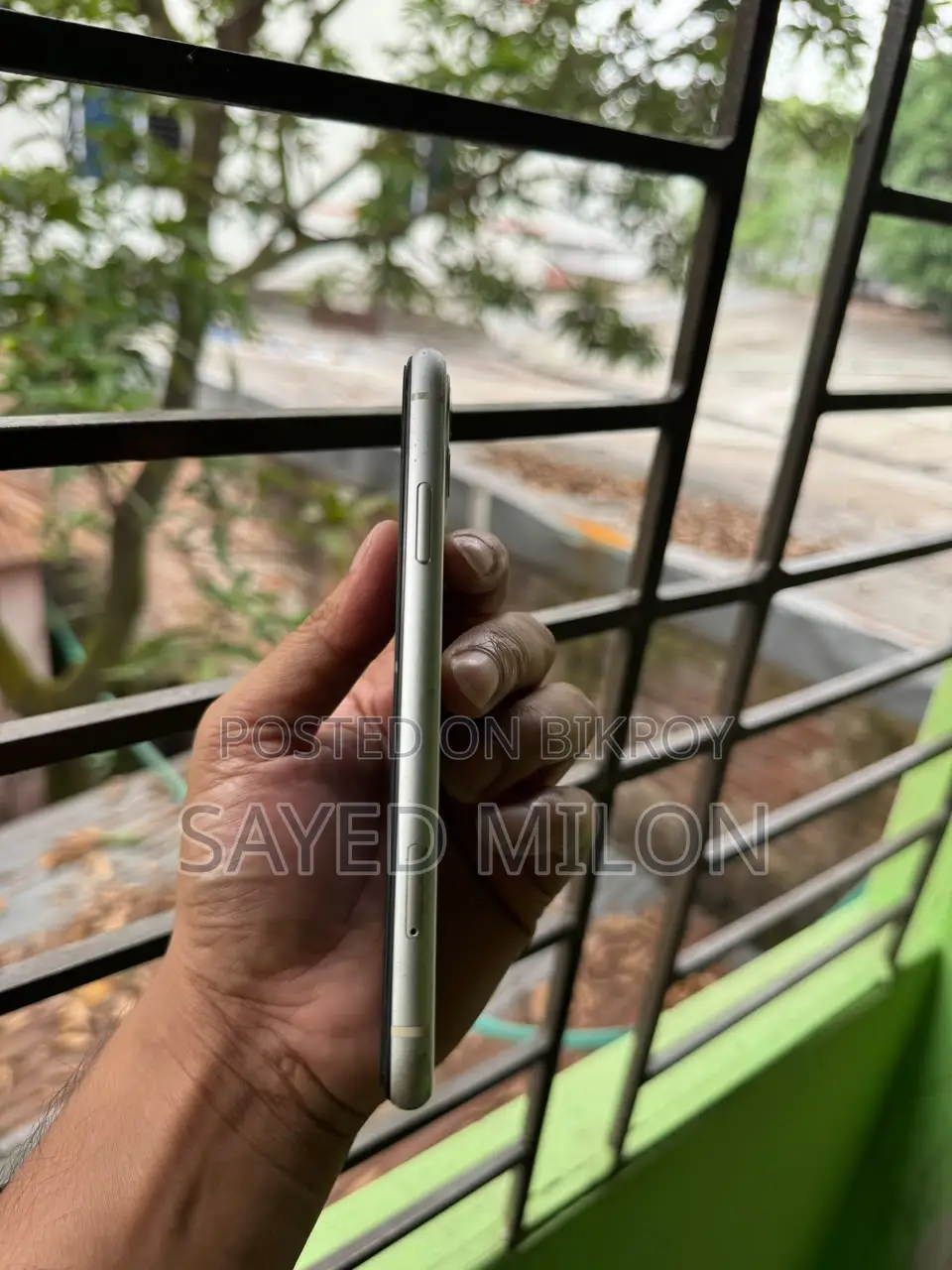 Apple iPhone 11 128 GB White