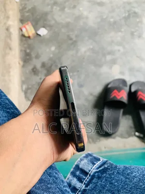 টেকনো স্পার্ক ৩০ প্রো ১২৮ জিবি ব্ল্যাক