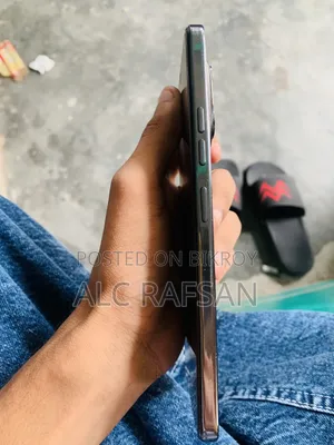 টেকনো স্পার্ক ৩০ প্রো ১২৮ জিবি ব্ল্যাক