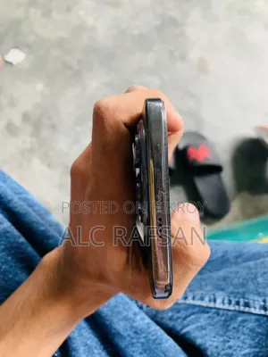 টেকনো স্পার্ক ৩০ প্রো ১২৮ জিবি ব্ল্যাক