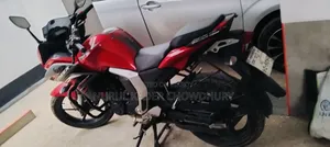 Yamaha Fazer V2 2024 Red