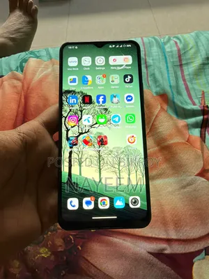 Vivo Y17s 128 GB Green