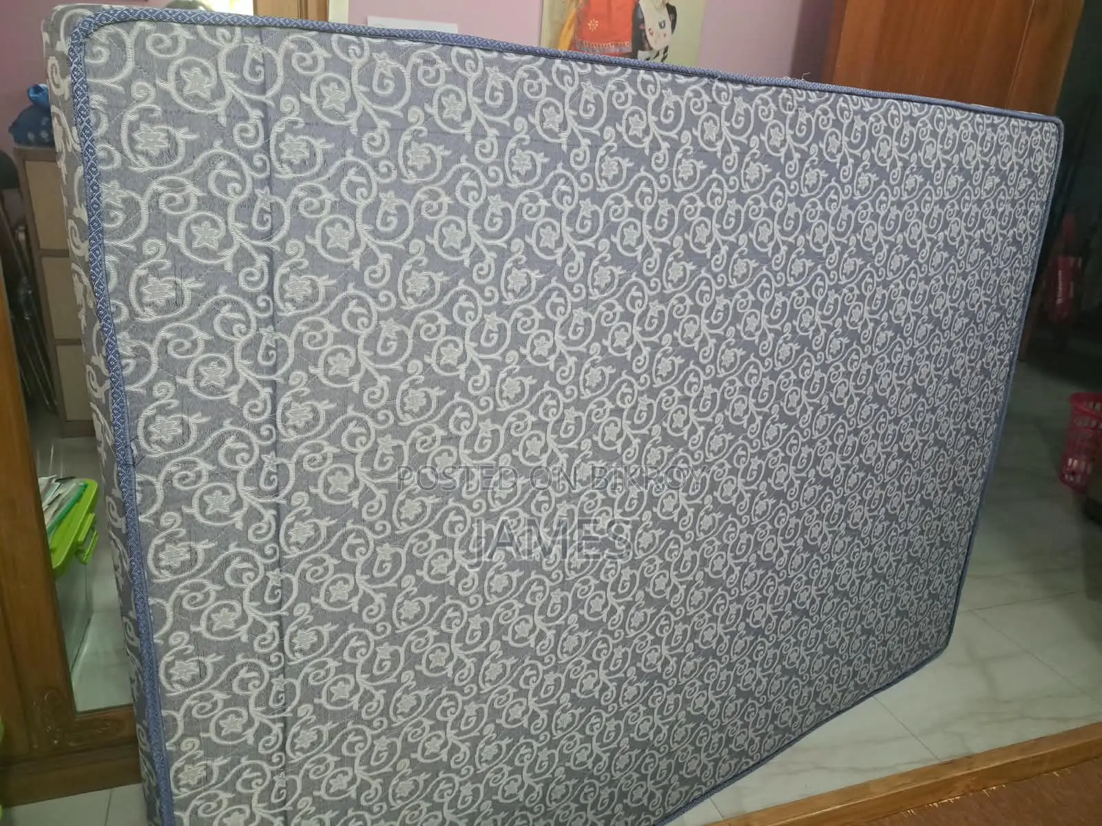 হেলথ ম্যাট্রেস এবং কমফর্টার