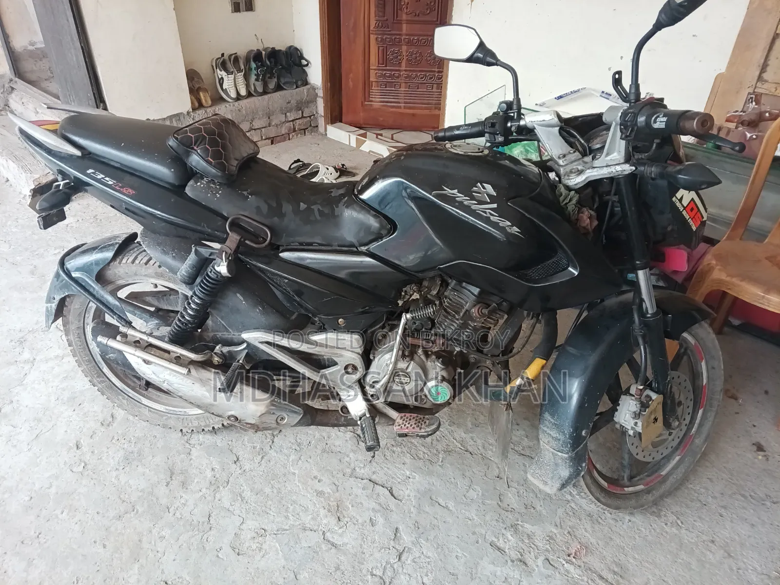 Bajaj Pulsar 135 LS 2011 Black
