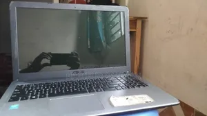Laptop Asus X540LA 4GB Intel Core i3 SSD 128GB