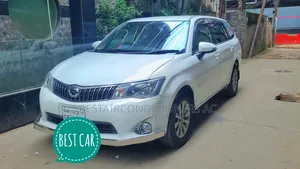 টয়োটা করোল্লা ফিল্ডার ১.৫ পেট্রোল এডব্লিউডি ২০১২ সাদা
