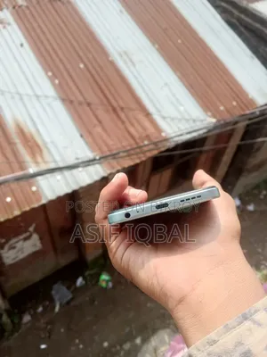 Infinix Smart 9 128 GB Silver