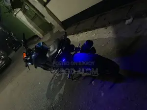 TVS Apache RTR 160 4V 2020 Blue