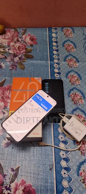 Tecno Spark 40 Pro+ 256 GB Gold