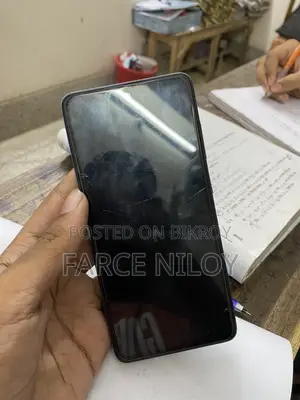 স্যামসাং গ্যালাক্সি এ৫২ ১২৮ জিবি